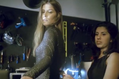 Tacize Karşı Akıllı Elbise Geliştirdiler