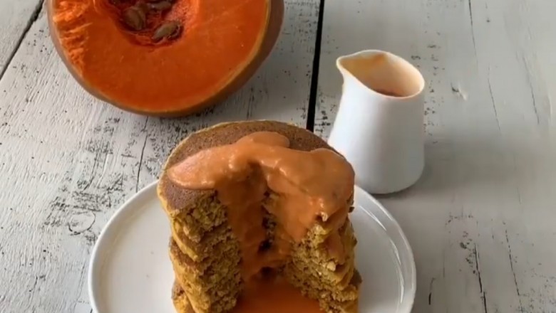 Peppycooky (Ezgi Özanlar)'den Mükemmel Unsuz Şekersiz Yağsız Bal Kabaklı Pankek Tarifi