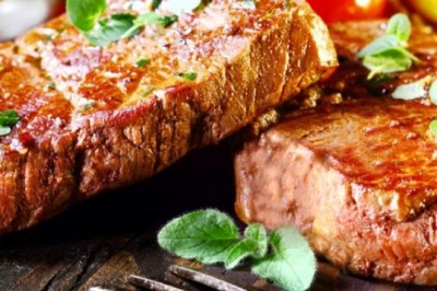 Geleneksel İngiliz Yemeği Tütsülü Rozbif Tarifi