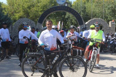 3. Van Gölü Bisiklet Festivali başladı