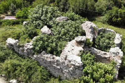 600 yıllık hamam defineciler tarafından talan edildi