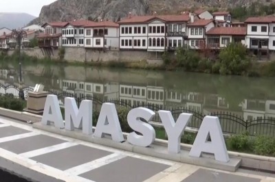 Amasya’da feci kaza: Anne ve 2 oğlu öldü, baba ve oğlu yaralı