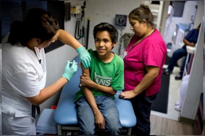 Minik öğrencilerden yüz yüze eğitim için klipli aşı çağrısı