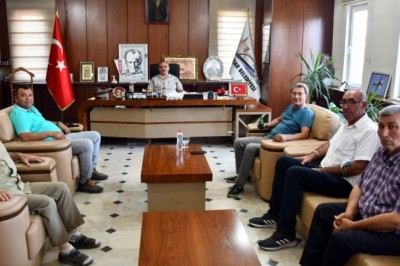 Milliyetçi Hareket Partisi Eski Grup Başkan Vekili Yusuf Halaçoğlu İscehisar ilçesini ziyaret etti