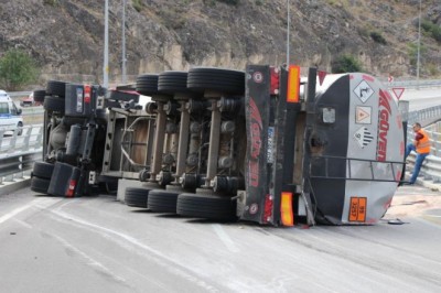 70 metre sürüklenen tankerden burnu bile kanamadan çıktı