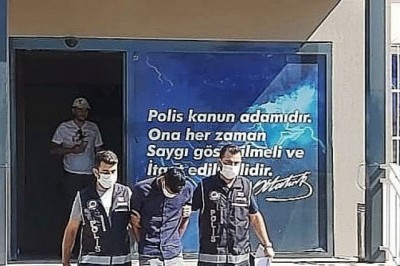 Takip ettiği kişilerin cep telefonunu çalıyordu, yakalandı