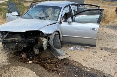 Lice - Bingöl yolunda trafik kazası: 3 yaralı