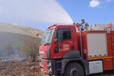 Yüksek gerilim hatlarından çıkan kıvılcımlar az kalsın faciaya yol açıyordu