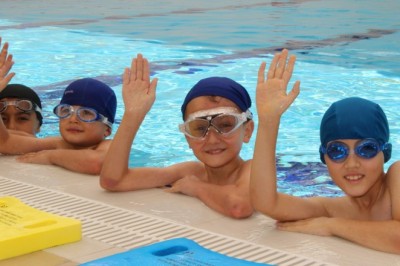 Elmalı’da ASFİM yüzme kurslarına yoğun ilgi