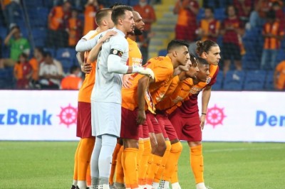 Galatasaray, Danimarka'da avantaj peşinde