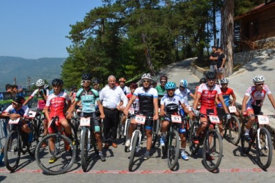 11. Uluslararası Yenice Kupası Dağ Bisiklet Yarışları yapılıyor