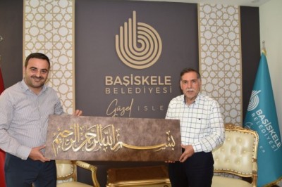 Ahmet Zenbilci'den Başkan Özlü'ye ziyaret