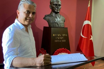 Başkan Uysal Kuzey Makedonya'da Manastır Askeri İdadisi’ni ziyaret etti