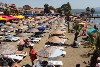 Akyaka yerli turiste kaldı