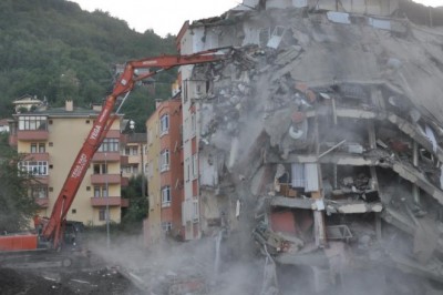 Batı Karadeniz’de sel afetinde 137 acil yıkılacak bina bulunuyor