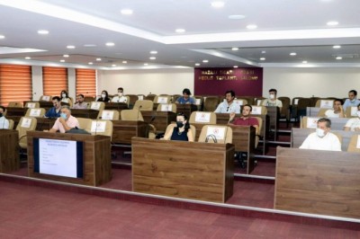 Nazilli Ticaret Odası'nın üyelerine yönelik eğitim desteği sürüyor