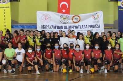 Filenin 2 ekibi, Bakanlık destekli projede dostluk maçı yaptı