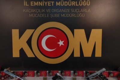 Aksaray'da kaçak silah operasyonu