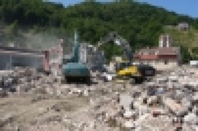 Ayancık'ta felaketin sanayi sitesindeki boyutu ortaya çıktı: Selde hasar gören 56 iş yeri yıkılıyor