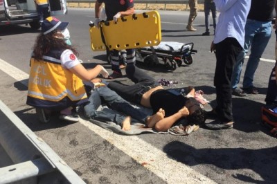 Şanlıurfa’da 2 otomobil kafa kafaya çarpıştı: 6 yaralı