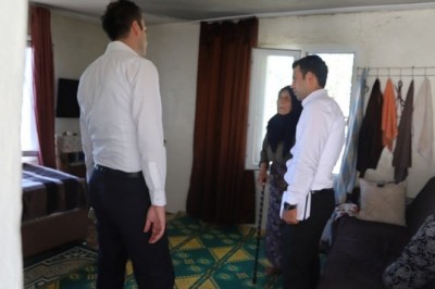 Yaşlı ve hastalar yalnız bırakılmıyor