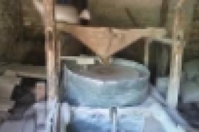 330 yıllık su değirmeni adeta zamana direniyor