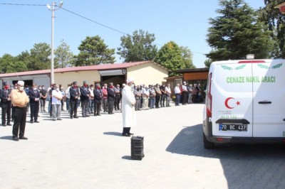 Koronadan hayatını kaybeden 92 yaşındaki Kore gazisi son yolculuğuna uğurlandı