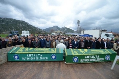 Babasının ölümünden 2 saat sonra vefat etti!