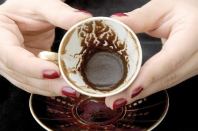 Falın Nasıl Sürekli Uyduğunu Açıklayan Fenomen: Barnum Etkisi