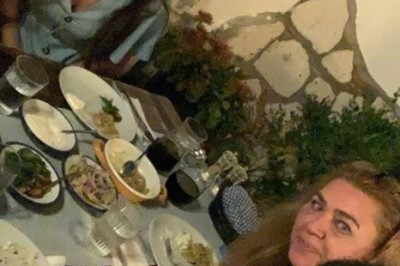 Mesut Özil'in Kaynanası Ve Acun Ilıcalı'da Balayına Eşlik Ediyor