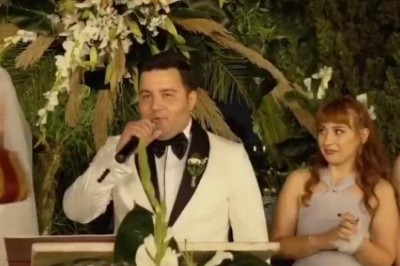 Ezgi Özanlar Sosyal Medya'da Yaptığı Paylaşımlarla Evlilik Yıl Dönümünü Kutladı