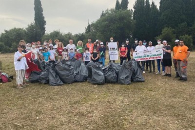 İzmit Belediyesi'nin yardım tırı Manavgat’a ulaştı