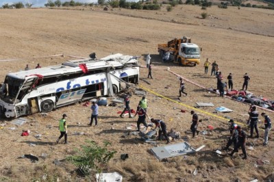 Balıkesir’de 15 kişiye mezar olan otobüs ve kaza yeri drone ile görüntülendi
