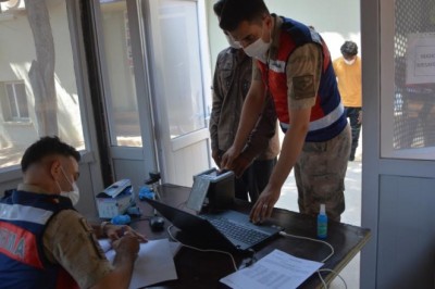 Siverek’te 22 düzensiz göçmen yakalandı