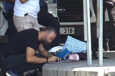 Diyarbakır’da refüje bırakılan bavul, polisi harekete geçirdi