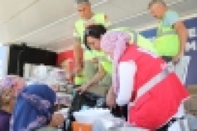 Mobil destek birimleri yangın bölgesinde