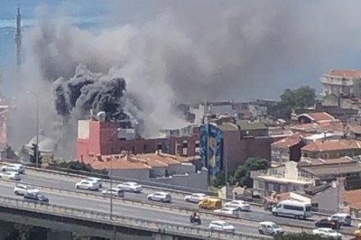 Ortaköy’de otelde yangın: Dumanlar Anadolu yakasından görüldü