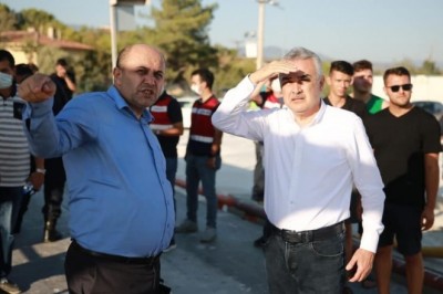 AK Partili Savaş yangın bölgesinde