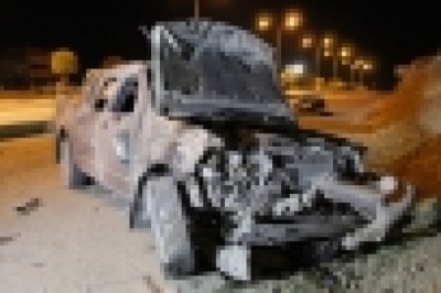 Emniyet kemerini arkadan bağlayan sürücü ağır yaralandı