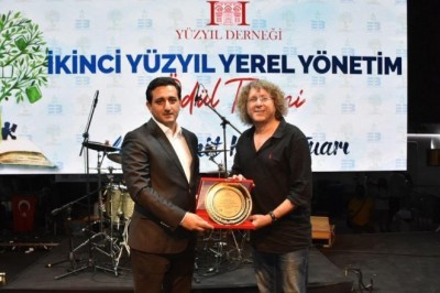 Maltepe Belediyesi’nin 'Aile Sigortası' projesine ödül