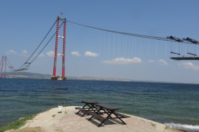 1915 Çanakkale Köprüsü’nün tabliye montajıyla yolları belirginleşmeye başladı