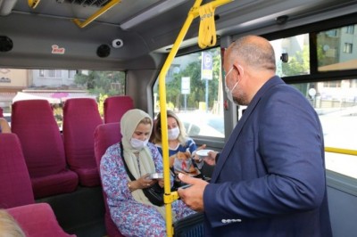 Bayrampaşa'da 20 bin kişiye aşure ikramı