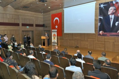 Futbol camiası, Mehmet Hayri Özkeçeci’yi andı