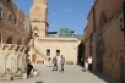 Aşı sıralamasında sondan ikinci olan Mardin’de minareden aşı çağrıları yapılmaya başlandı