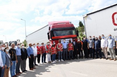 Başiskele'den sel bölgesine 6 tır yardım gönderildi