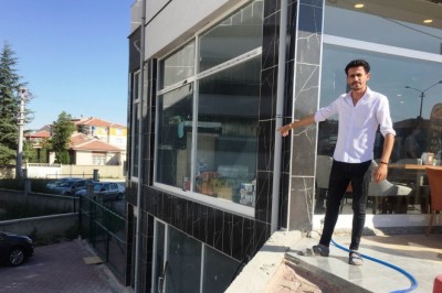 İş yerinin yanına park ettiği motosikleti çalındı