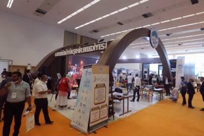 Genç Dostu Şehirler Kongre ve Sergisi'nde Kayseri Büyükşehir standına yoğun ilgi