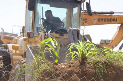 İsrail güçleri Filistinlilere ait 10 bin metrekarelik tarım arazisine zarar verdi