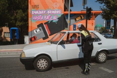 Elektrik trafosunda anlamlı mesaj