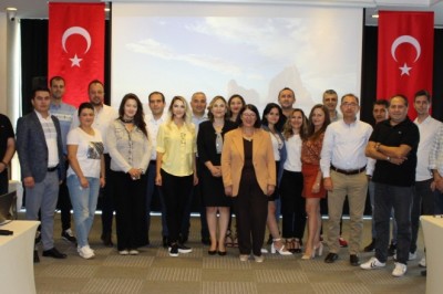 Ziraat ve Halk Bankası çalışanlarına motivasyon eğitimi